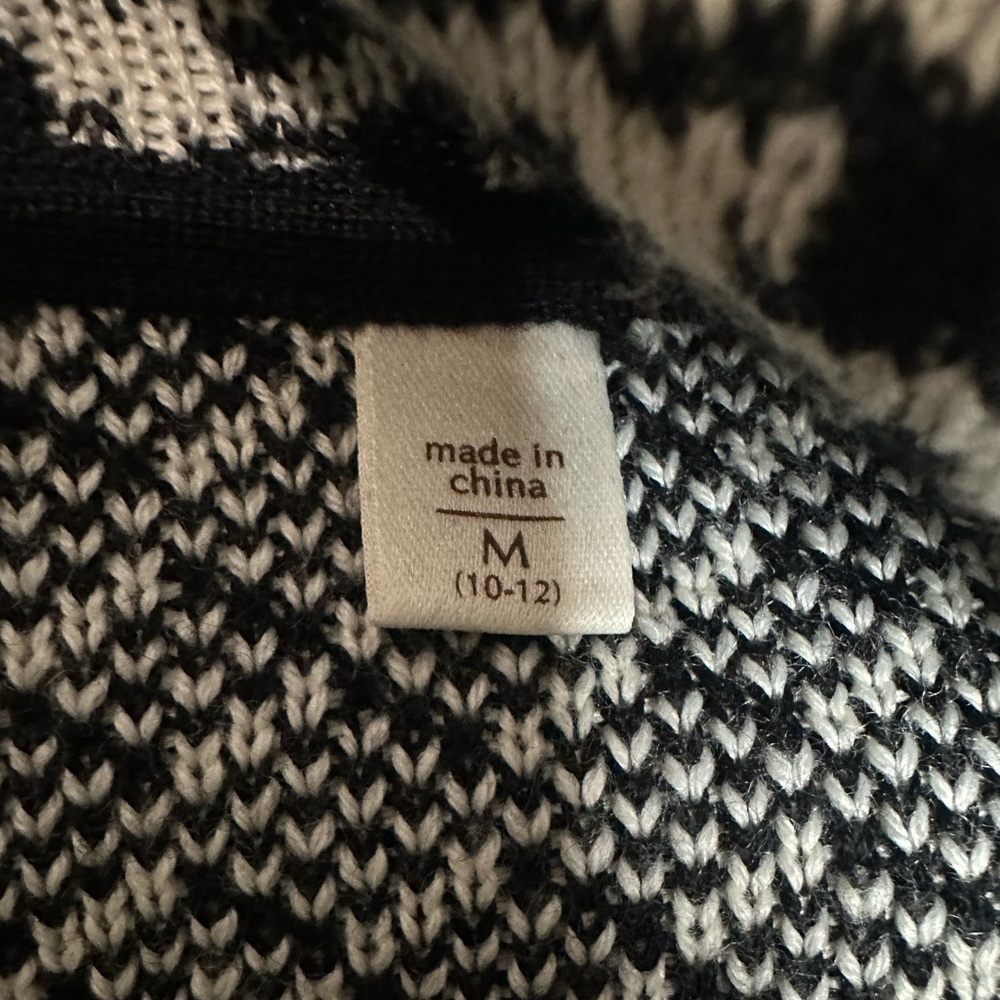 Coldwater Creek Black and White Patterned Cardigan EUC - Picture 7 of 10